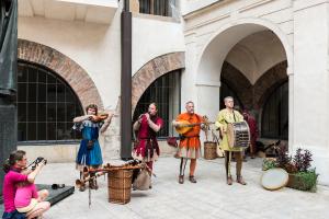 karel_iv_den_1_04
