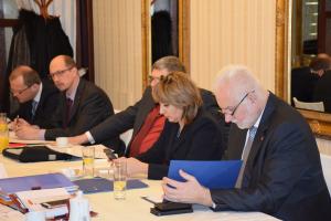 zasedani_vlady_cr_a_clenu_asociace_kraju_04