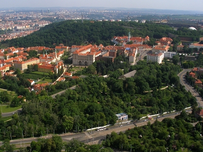 Park u Myslbekovy před rekonstrukcí     